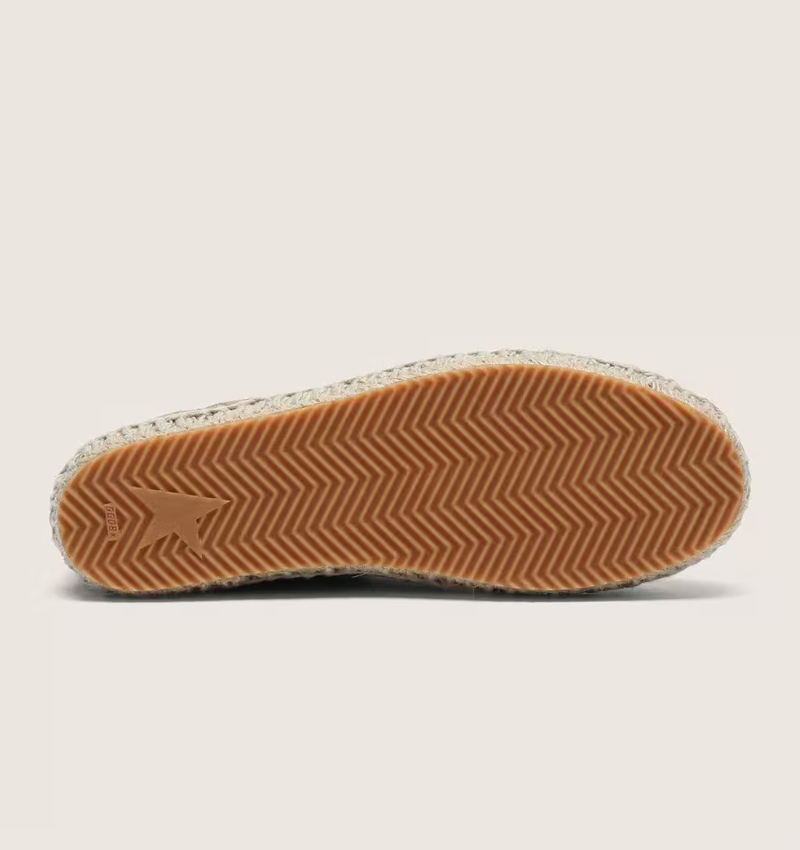 Super-Star Golden Sneakers